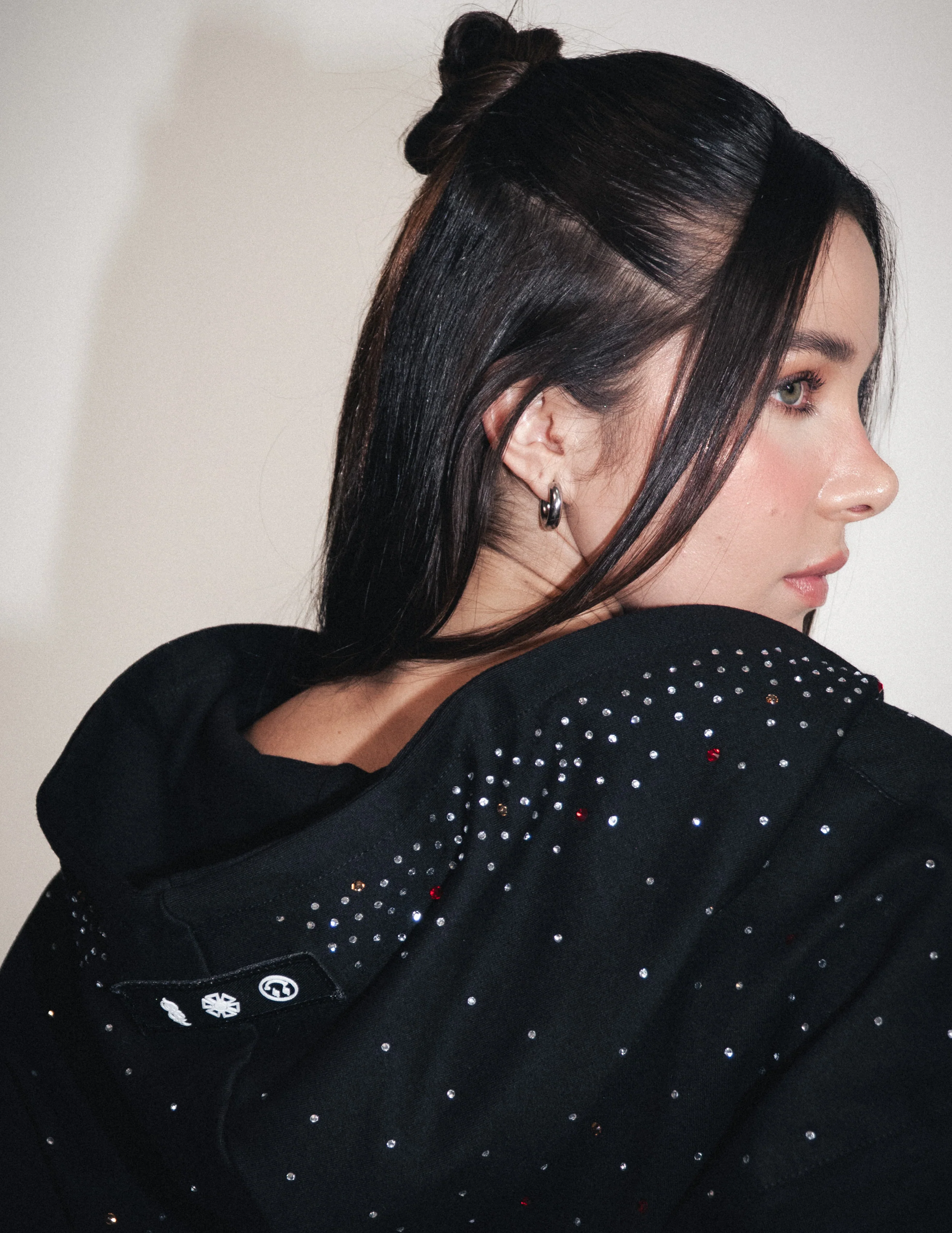 OMERTA BLACK CROP HOODIE - Image 6